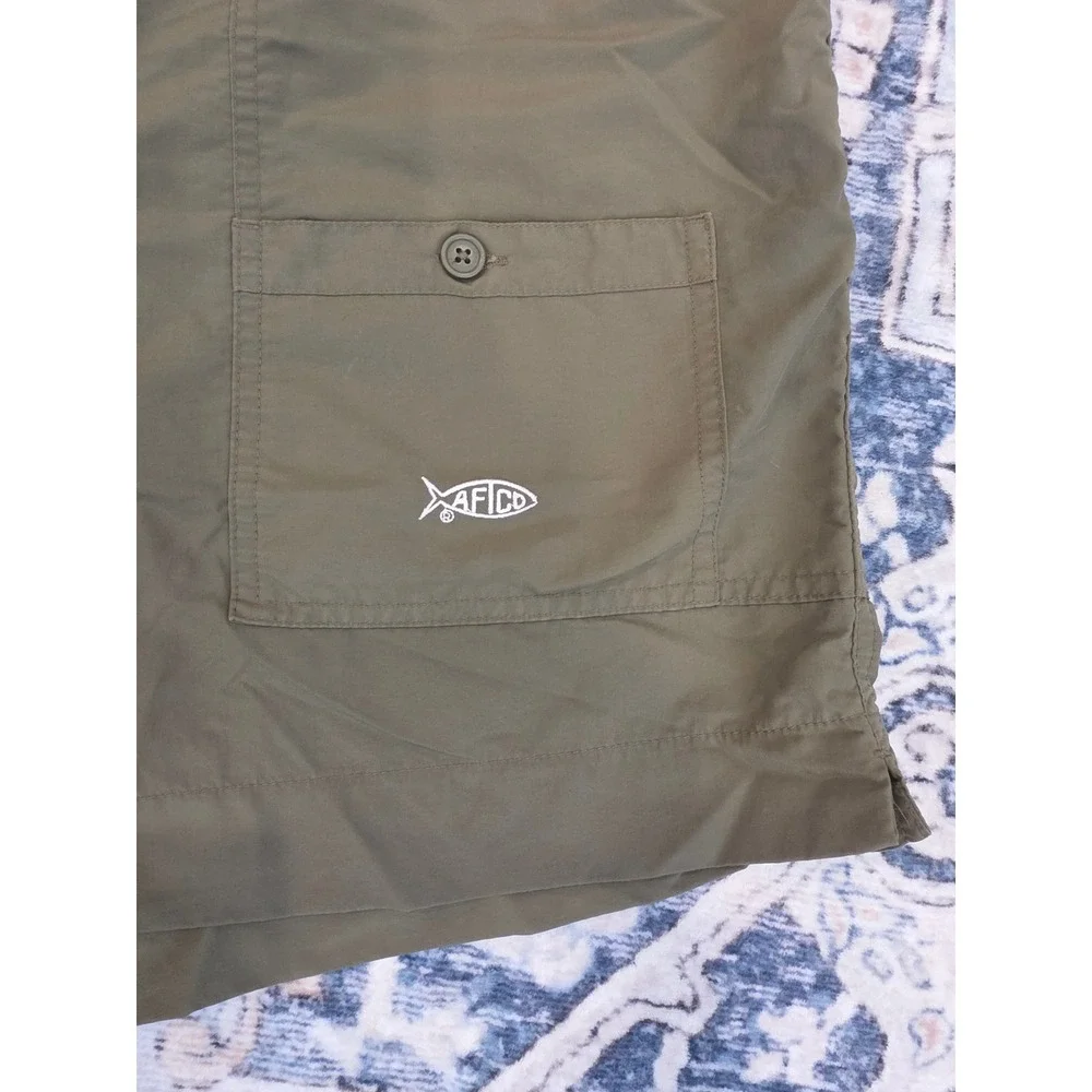 AFTCO Men's Size 44 The Original Fishing Shorts in Olive Green Pockets Boating
